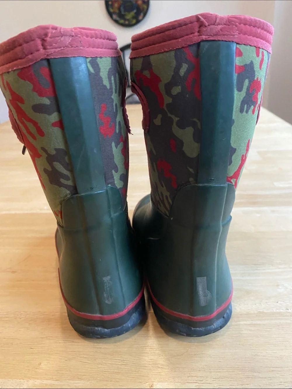 Bogs olive red